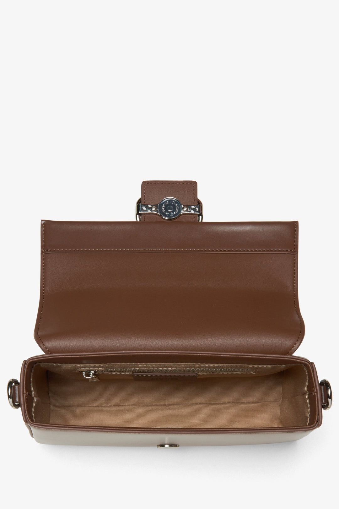 Damen-Ledertasche in Dunkelbraun – Innenansicht des Modells.