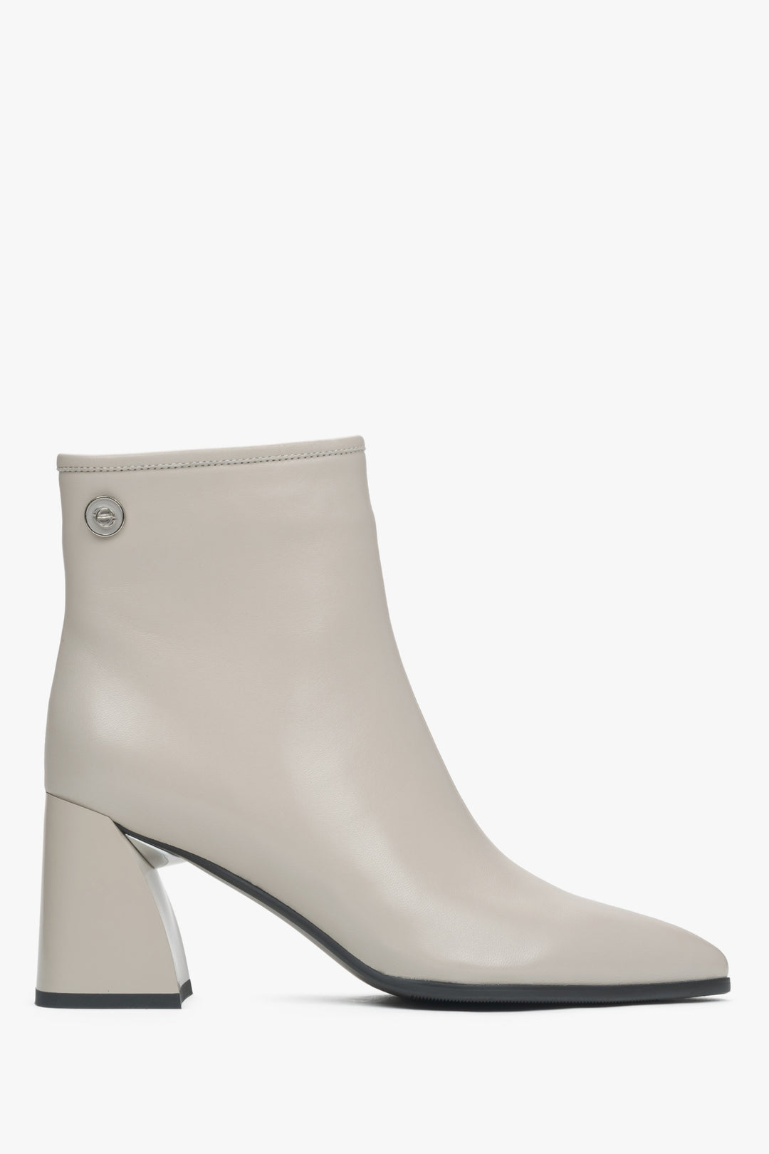 Damen Stiefeletten aus hellbeigem Leder mit spitzer Zehenkappe Estro ER00115878