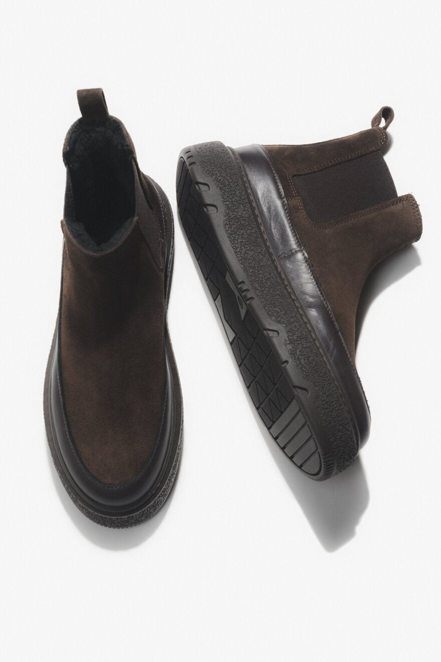 Damen Winter Chelsea Boots in Dunkelbraun aus italienischem Veloursleder mit Fell Estro ER00117959