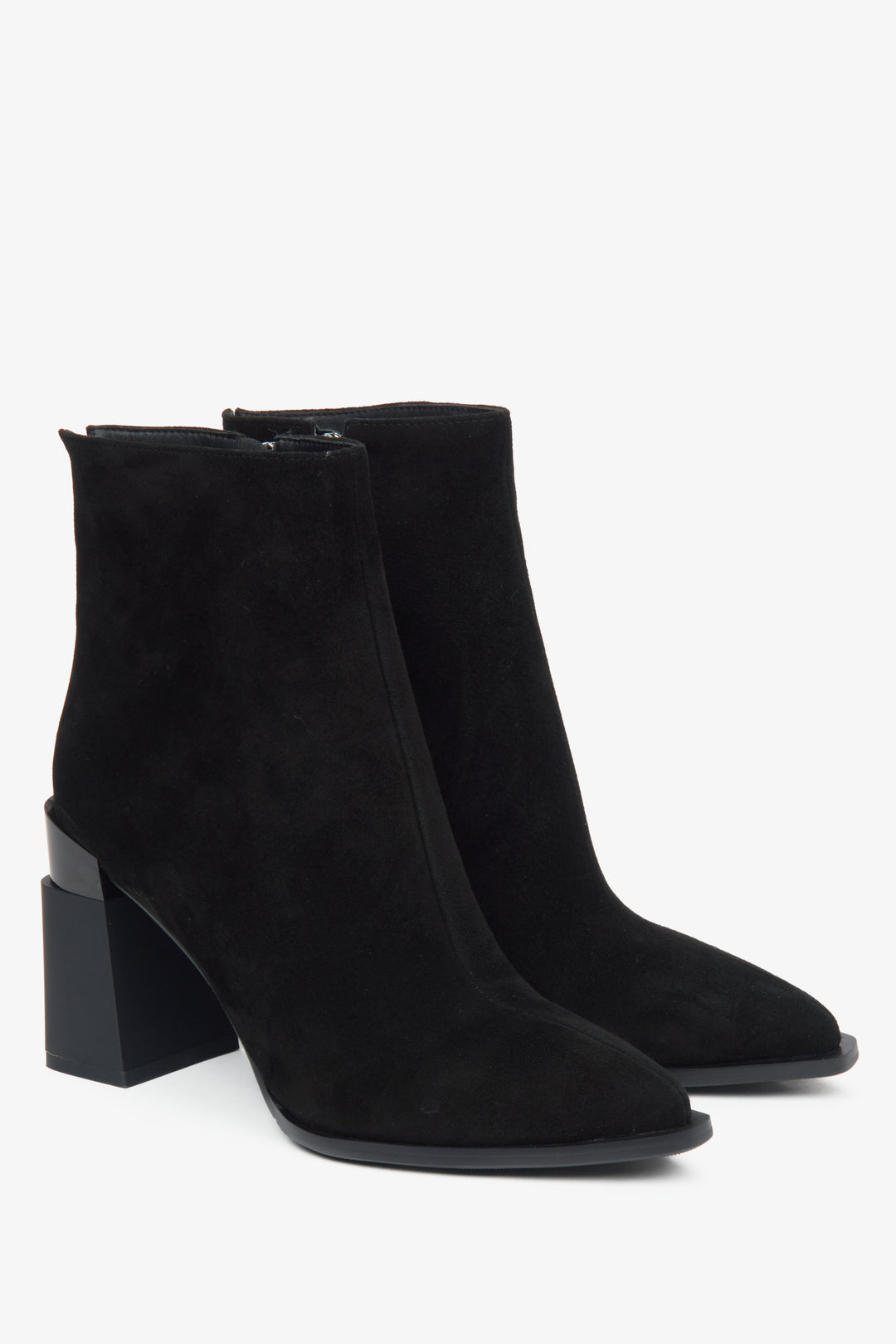 Trendige High Heel Stiefeletten in Schwarz aus echtem Velours Estro ER00115877