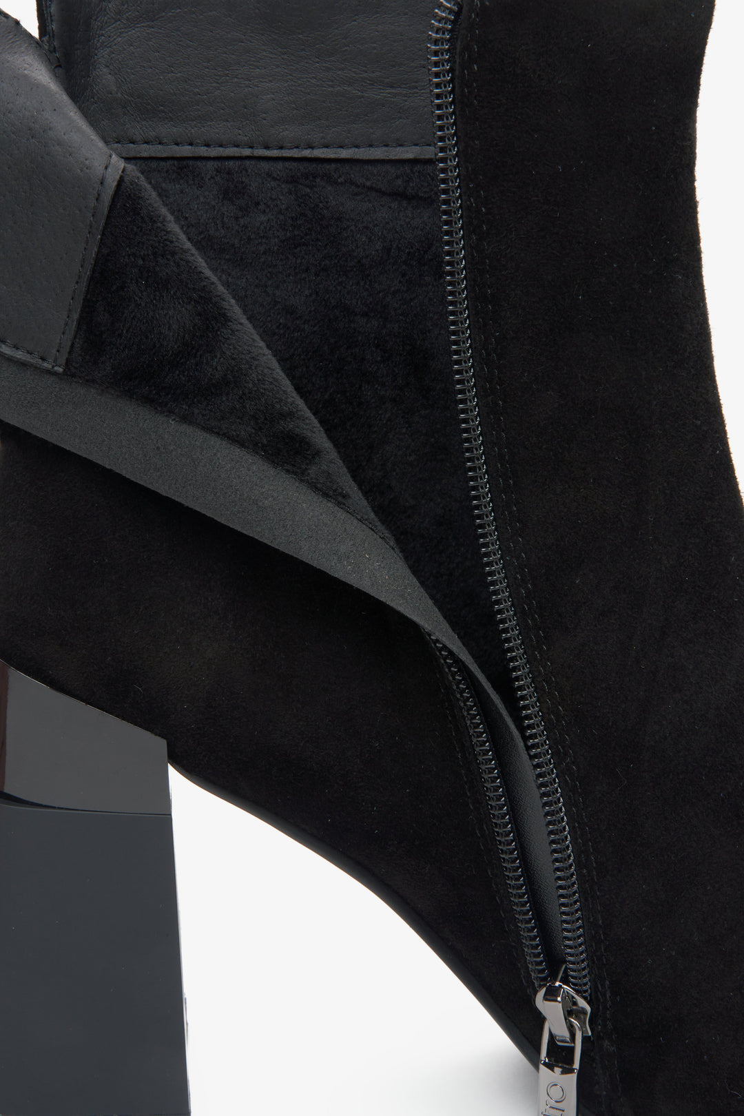 Damen Stiefeletten aus echtem Velours in Schwarz mit Reißverschluss Estro ER00115877