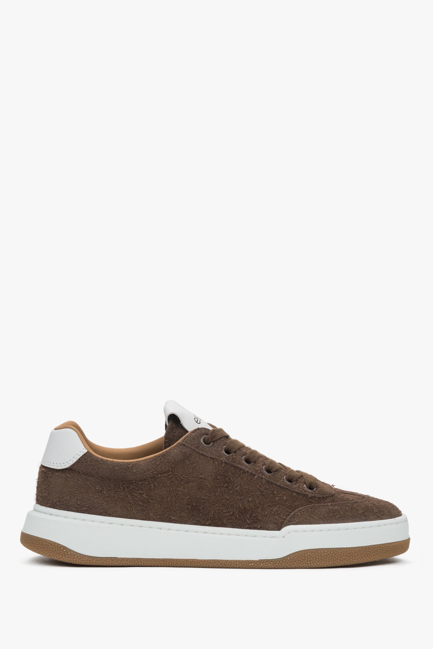 Damen-Sneaker Dunkelbraun aus Echtem Velours mit Flexibler Sohle Estro ER00116902