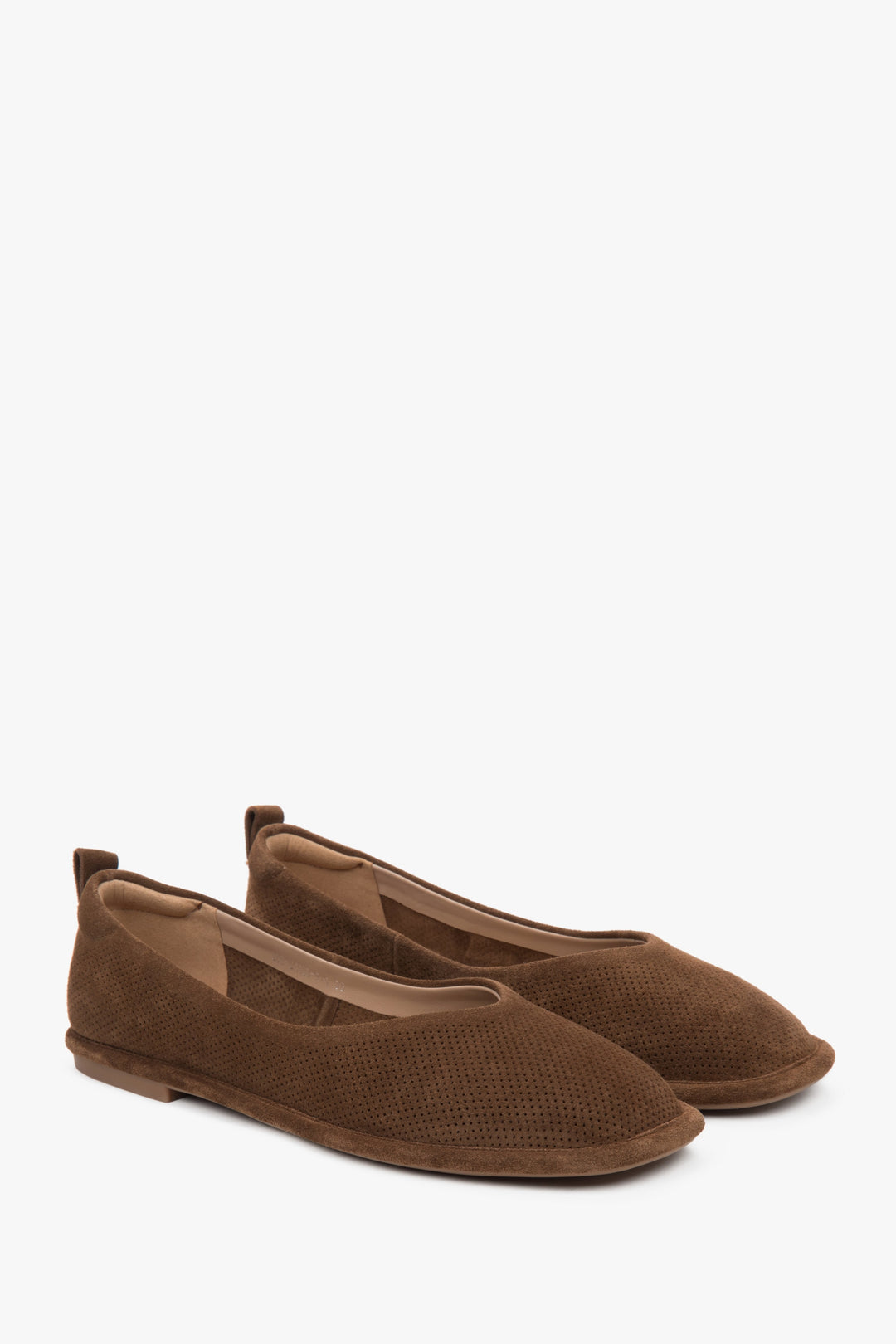 Damen-Ballerinas mit Perforation in Braun Estro ER00116924