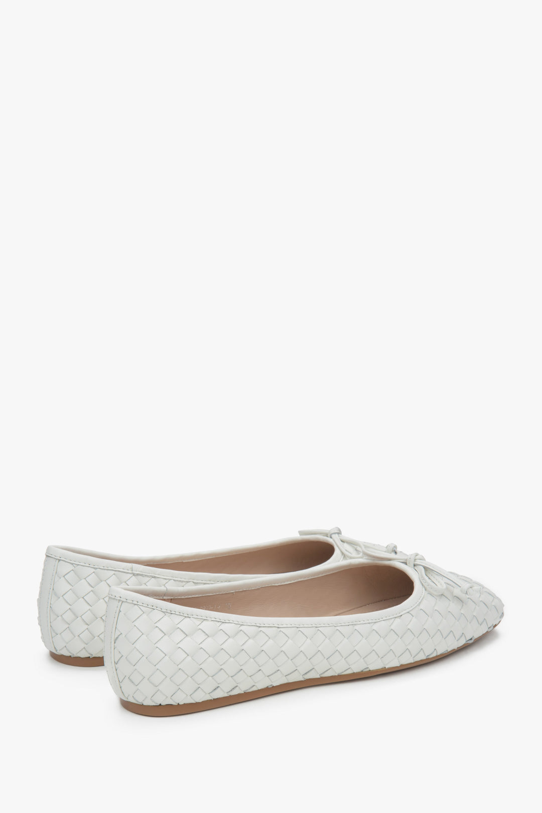 Estro Damen Ballerinas aus echtem Leder in Weiß Ansicht von oben ER00117155