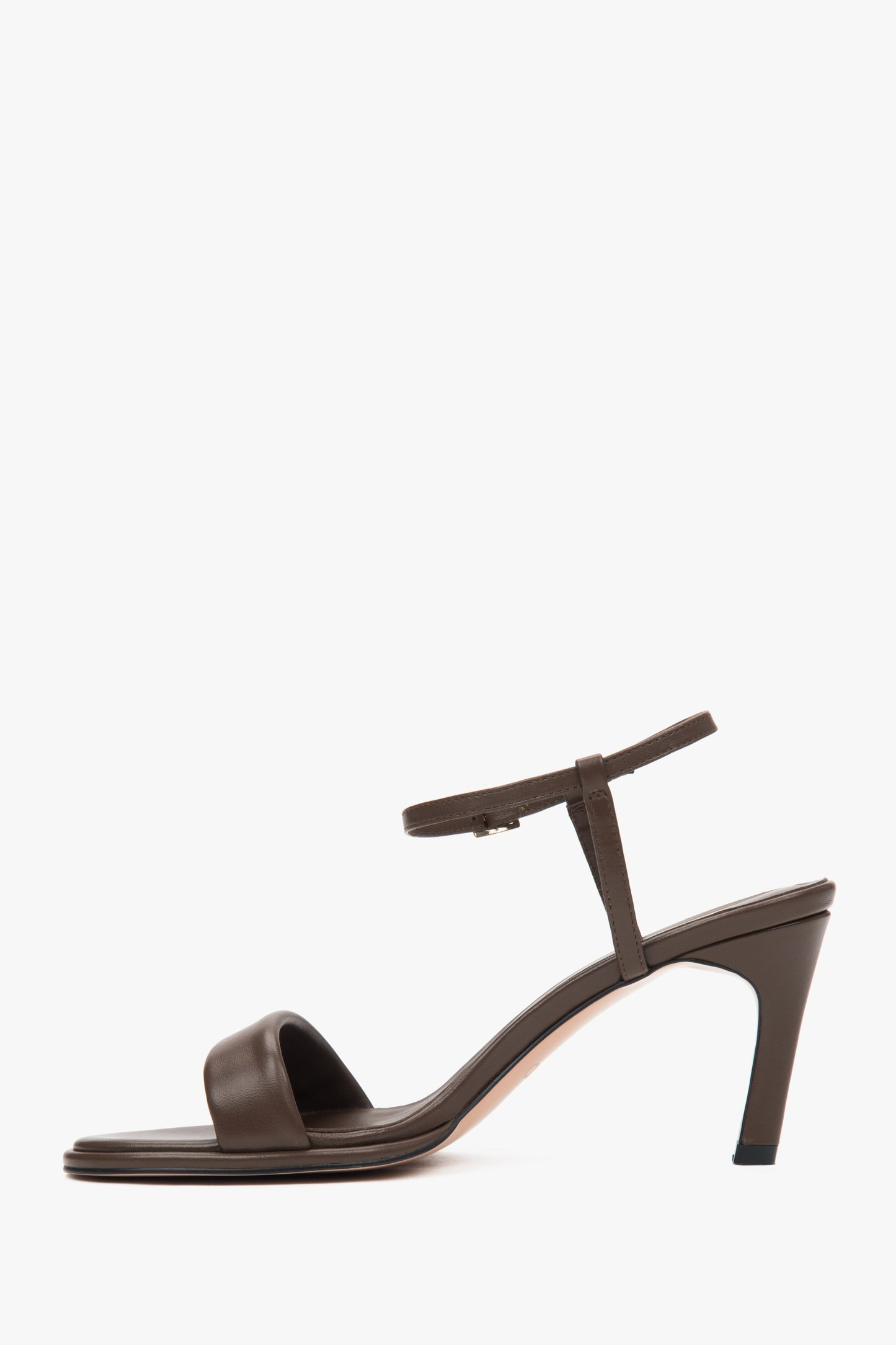 Stilvolle dunkelbraune Damen-Sandalen von Estro, aus Naturleder gefertigt.