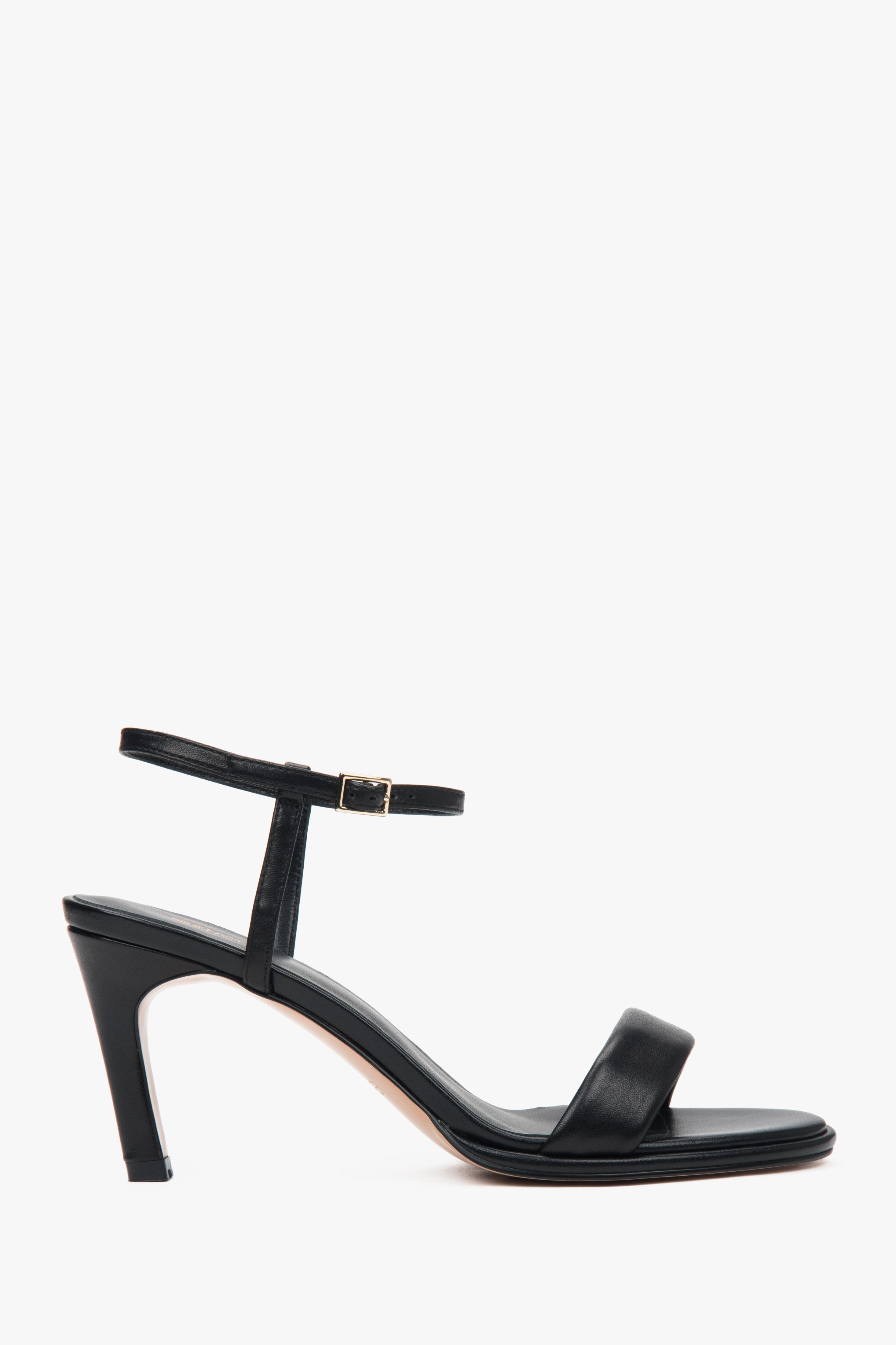 Absatzsandalen für Damen aus schwarzem Echtleder Estro ER00117189.