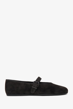 Elegante Ballerinas aus weichem Veloursleder für stilvolle Frühjahrslooks. Estro ER00116953