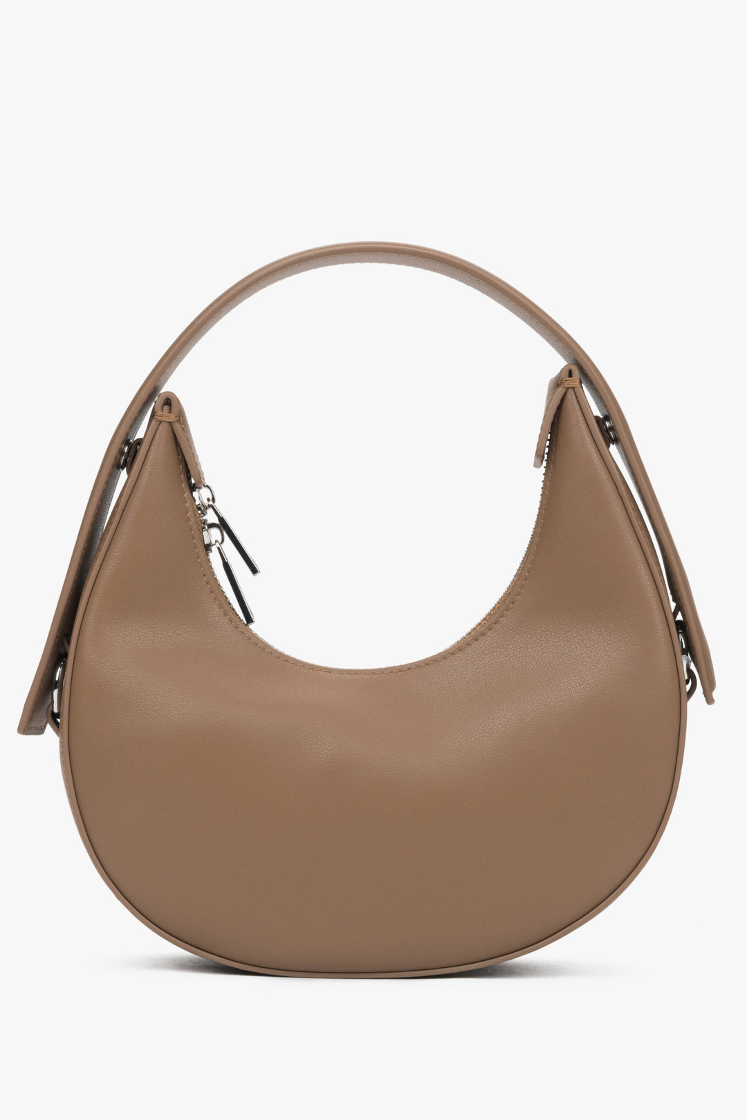 Stylisch und anspruchsvoll – die Damen Crescent Bag in Beige von Estro vereint modernes Design mit erstklassiger Qualität.
