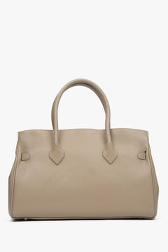 Stilvolle große Damen-Tasche in Beige aus hochwertigem italienischem Naturleder von Estro – Rückansicht.