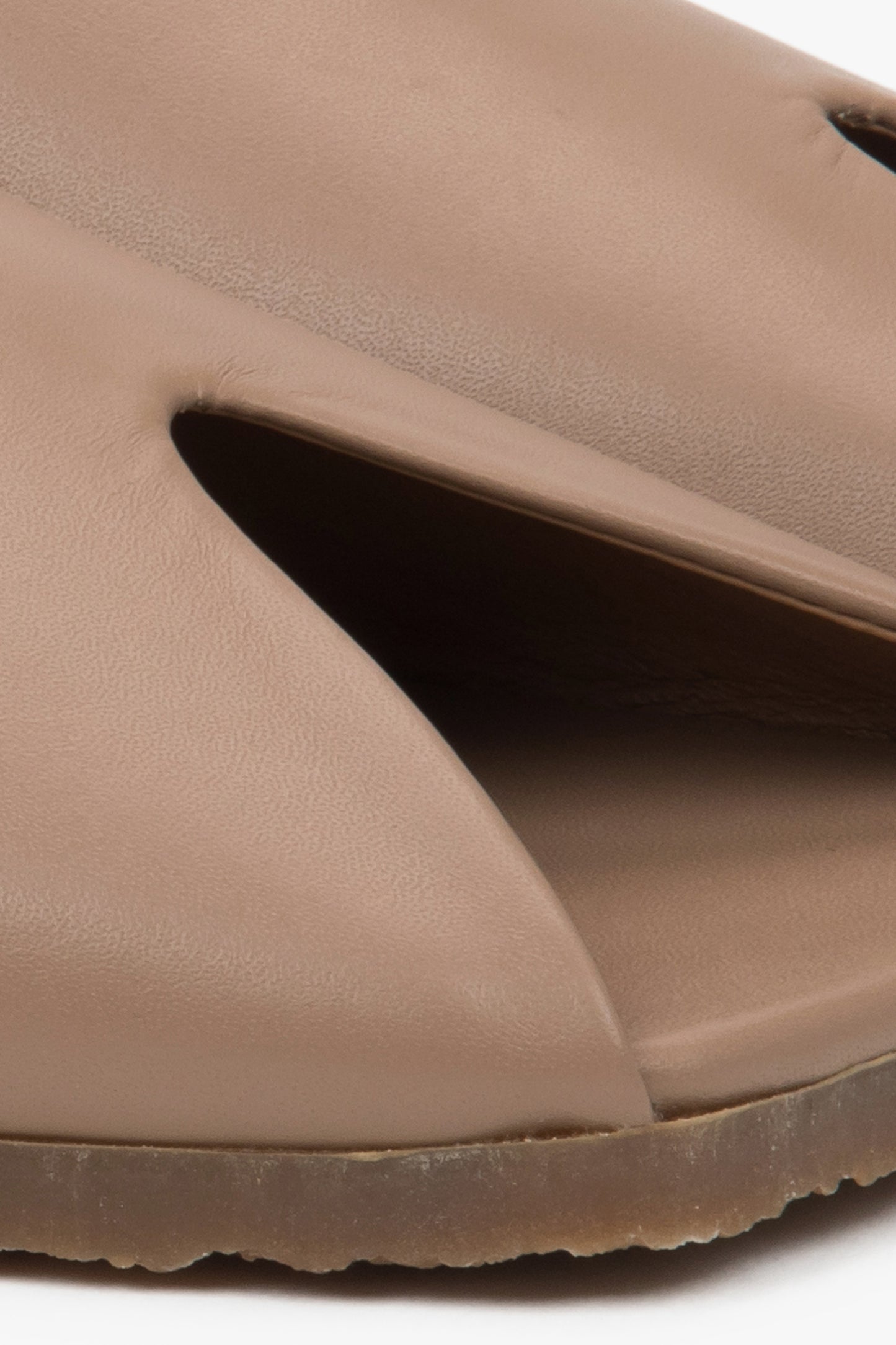 Italienische Echtleder Sandalen in beige für Damen Estro ER00117079