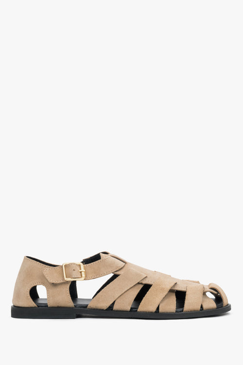 Beige Damen-Sandalen aus natürlichem Veloursleder in seitlicher Profilansicht