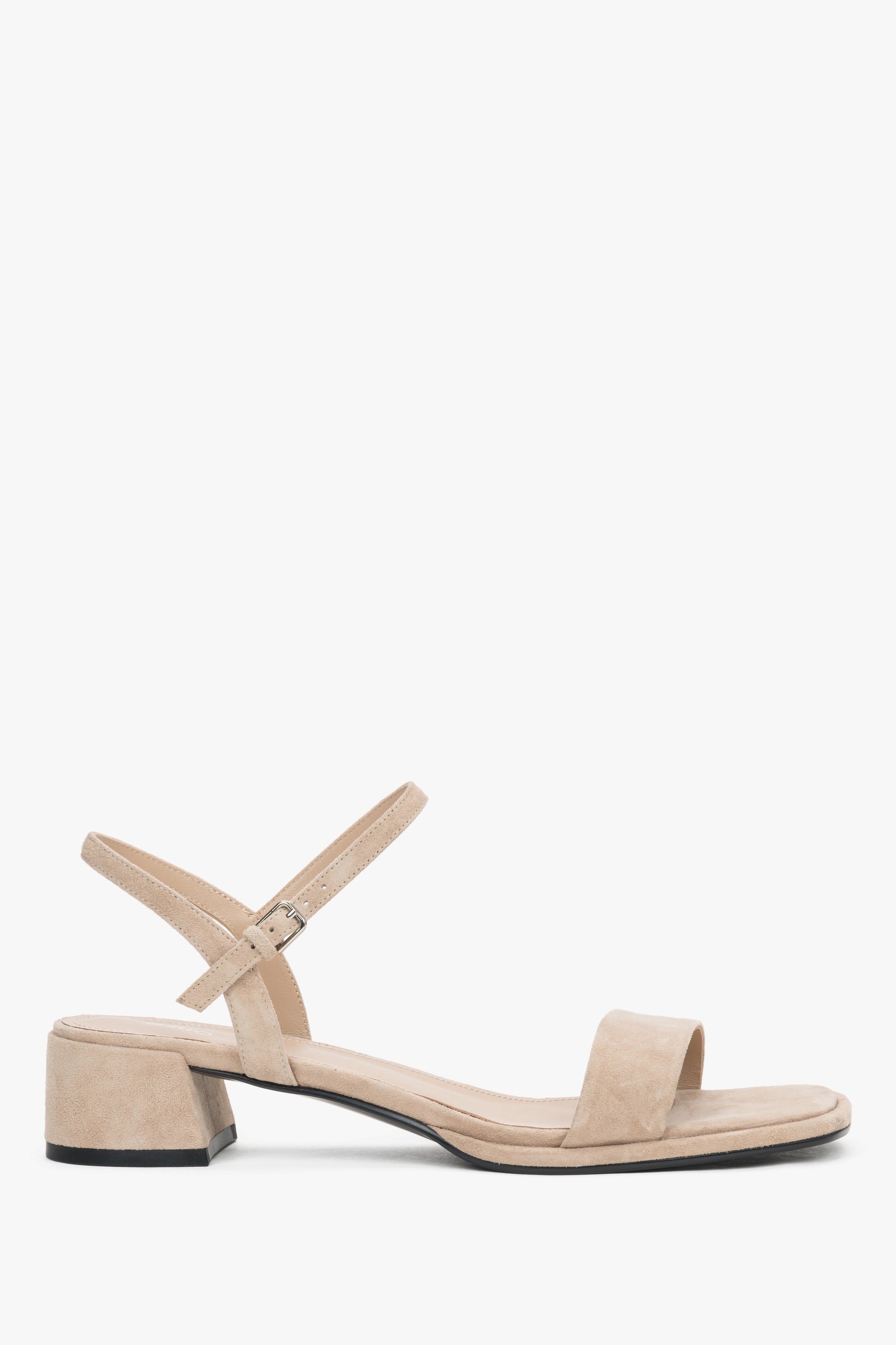 Beige Damen-Sandalen aus Naturvelours mit niedrigem Blockabsatz von Estro