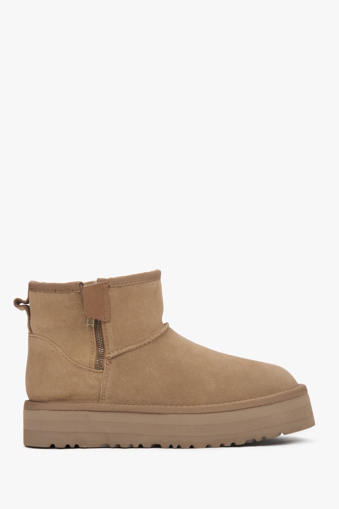 Beige Damen-Schneestiefel aus echtem Velours mit warmem Fellfutter Estro ER00117593.