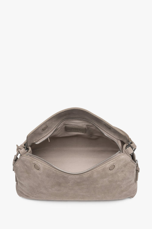 Beige Damen-Schultertasche aus Velours von oben mit Reißverschluss