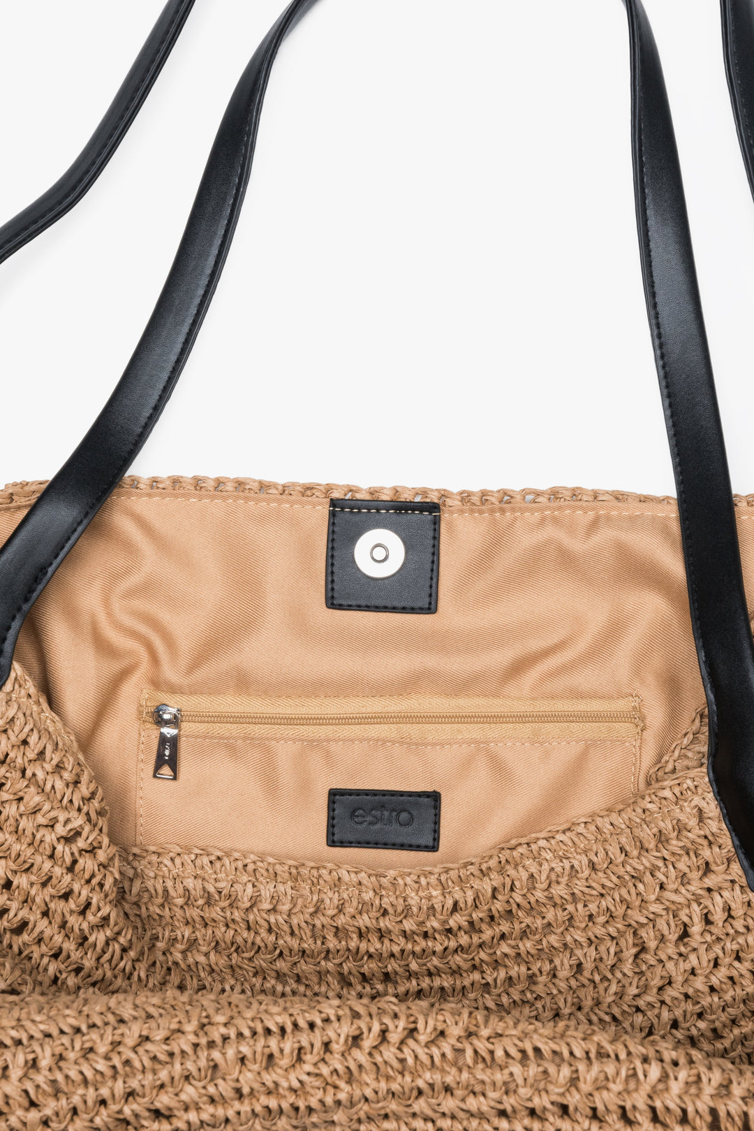 Innenansicht beiger Damen-Shopper-Tasche aus Stroh mit Textilfutter