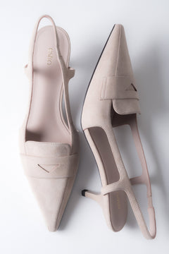 Beige Damen-Slingpumps aus Velours in künstlerischer Ansicht mit offener Ferse