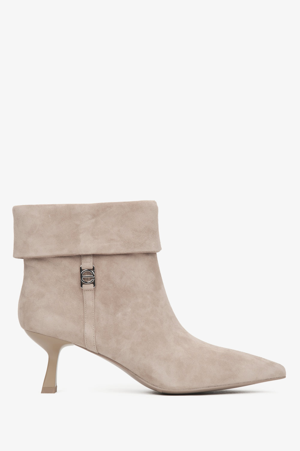 Damen Niedrige Beige Velours-Stiefeletten mit Kelchabsatz Estro ER00116172.