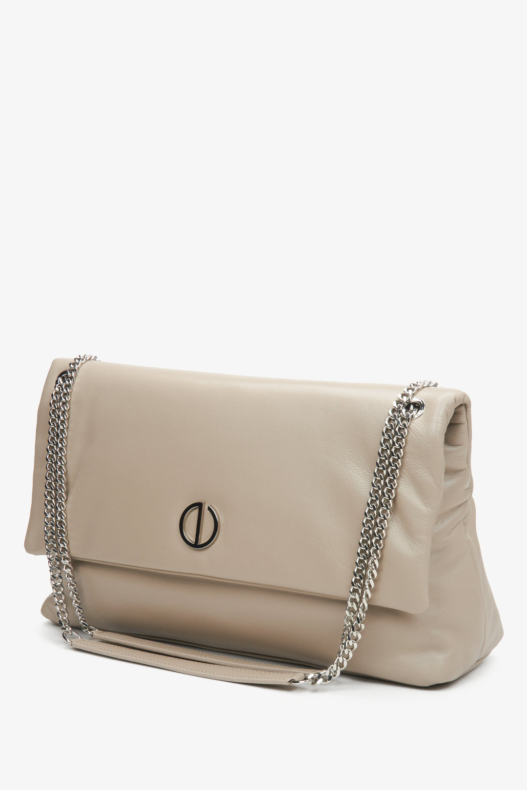 Beige-graue Damenhandtasche mit Kettenriemen von Estro.