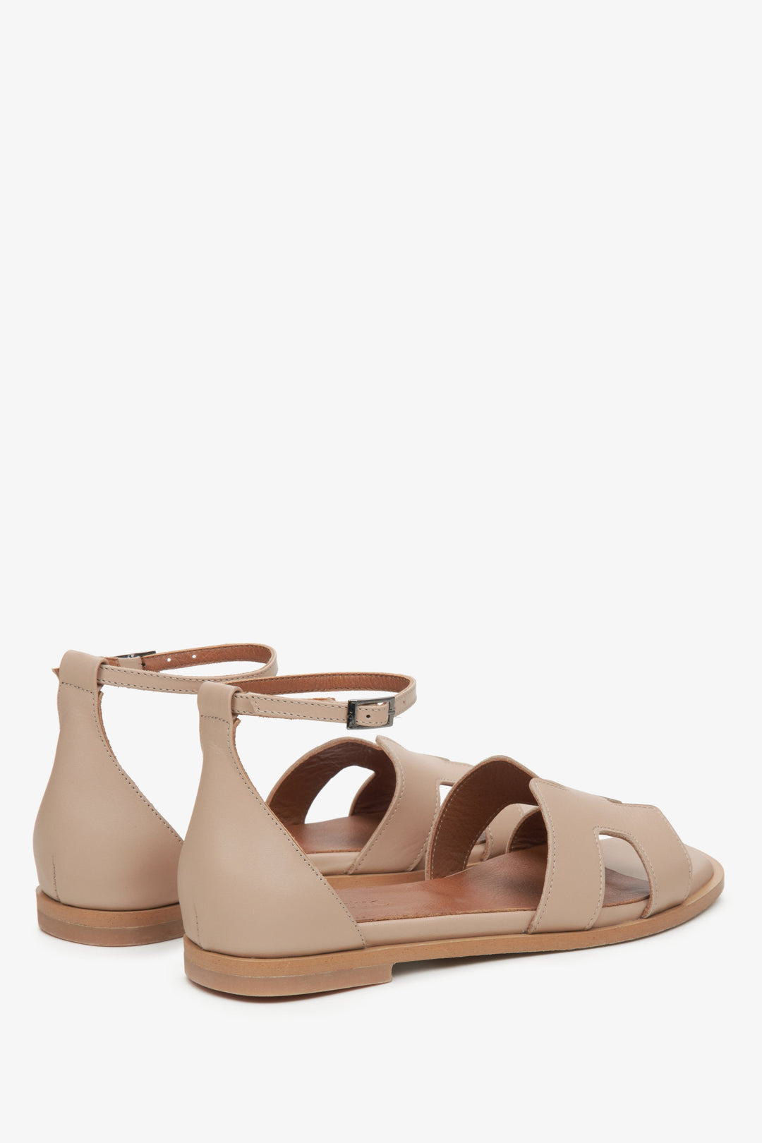 Estro Ledersandalen für Damen in Beige.