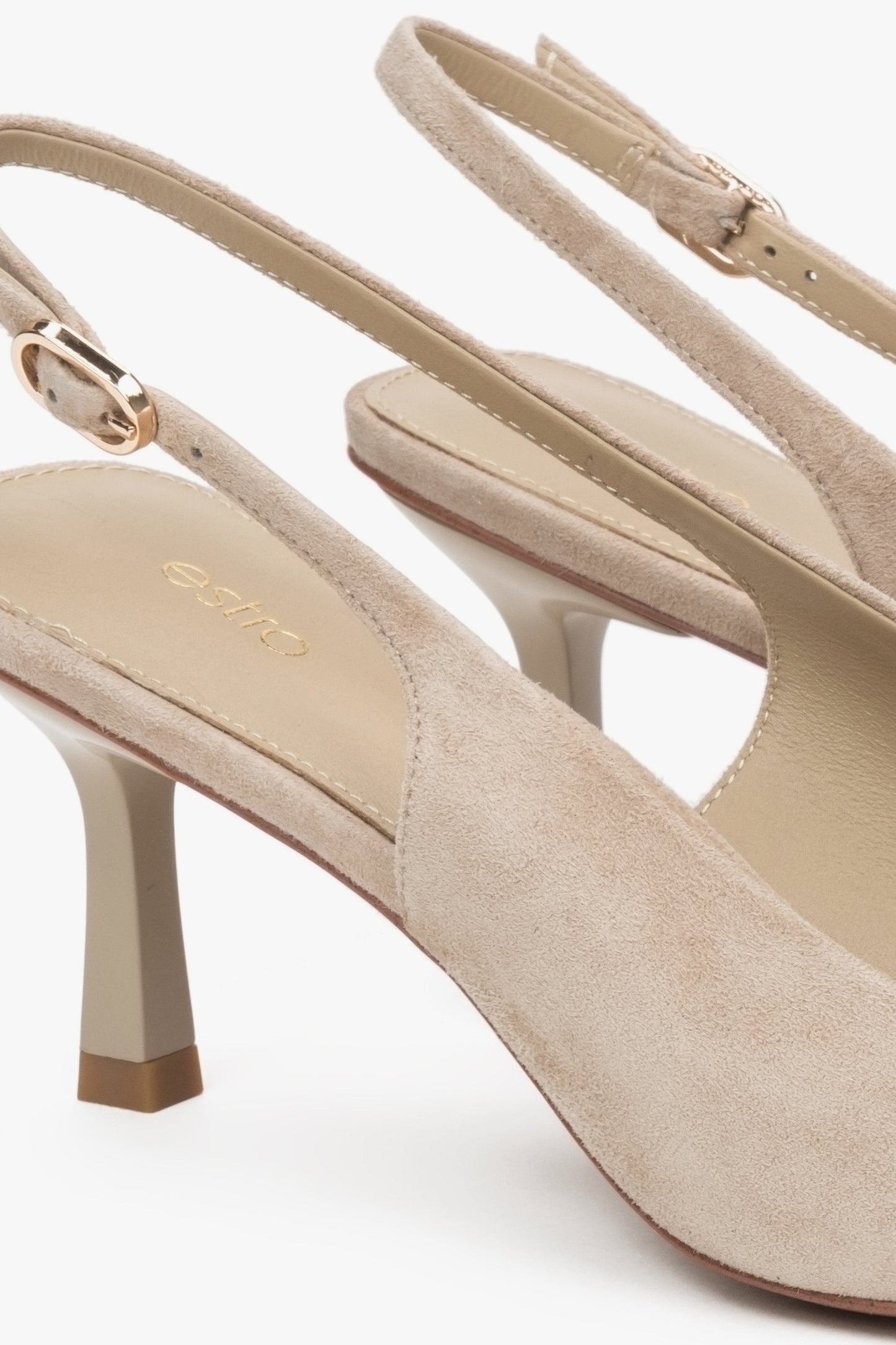 Weiches Chevro-Lederfutter in beigen Slingback-Pumps Estro ER00117228