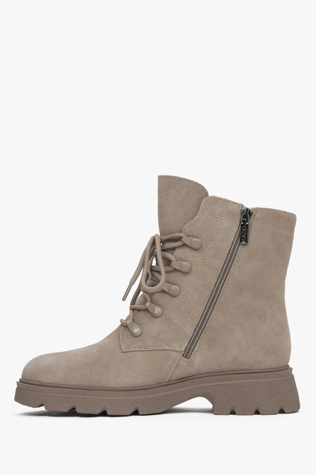 Damen-Winterstiefeletten in Beige aus weichem echtem Velours von Estro – Schuhprofil.