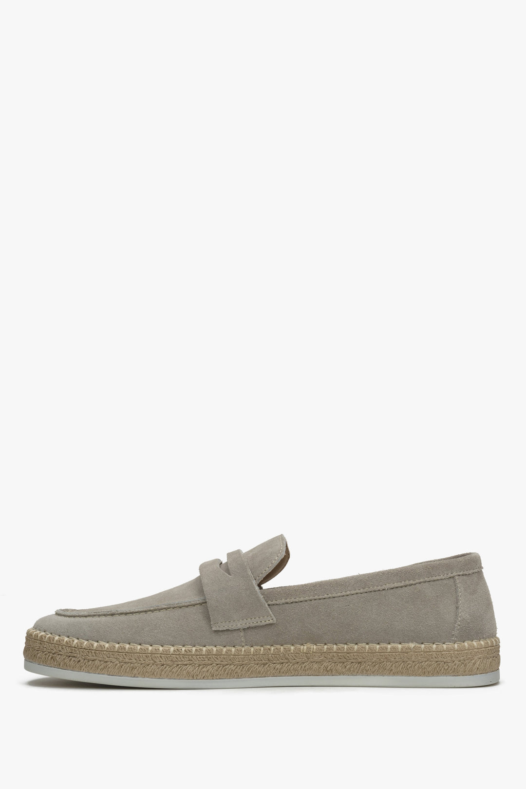 Beige Herren-Mokassins von Estro aus echtem italienischem Velours – Schuhprofil.