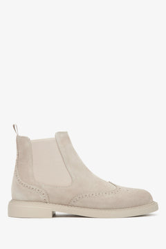 Damen-Chelsea-Boots in Beige aus Premium-italienischem Velours von Estro mit niedrigem Schaft – Schuhprofil.