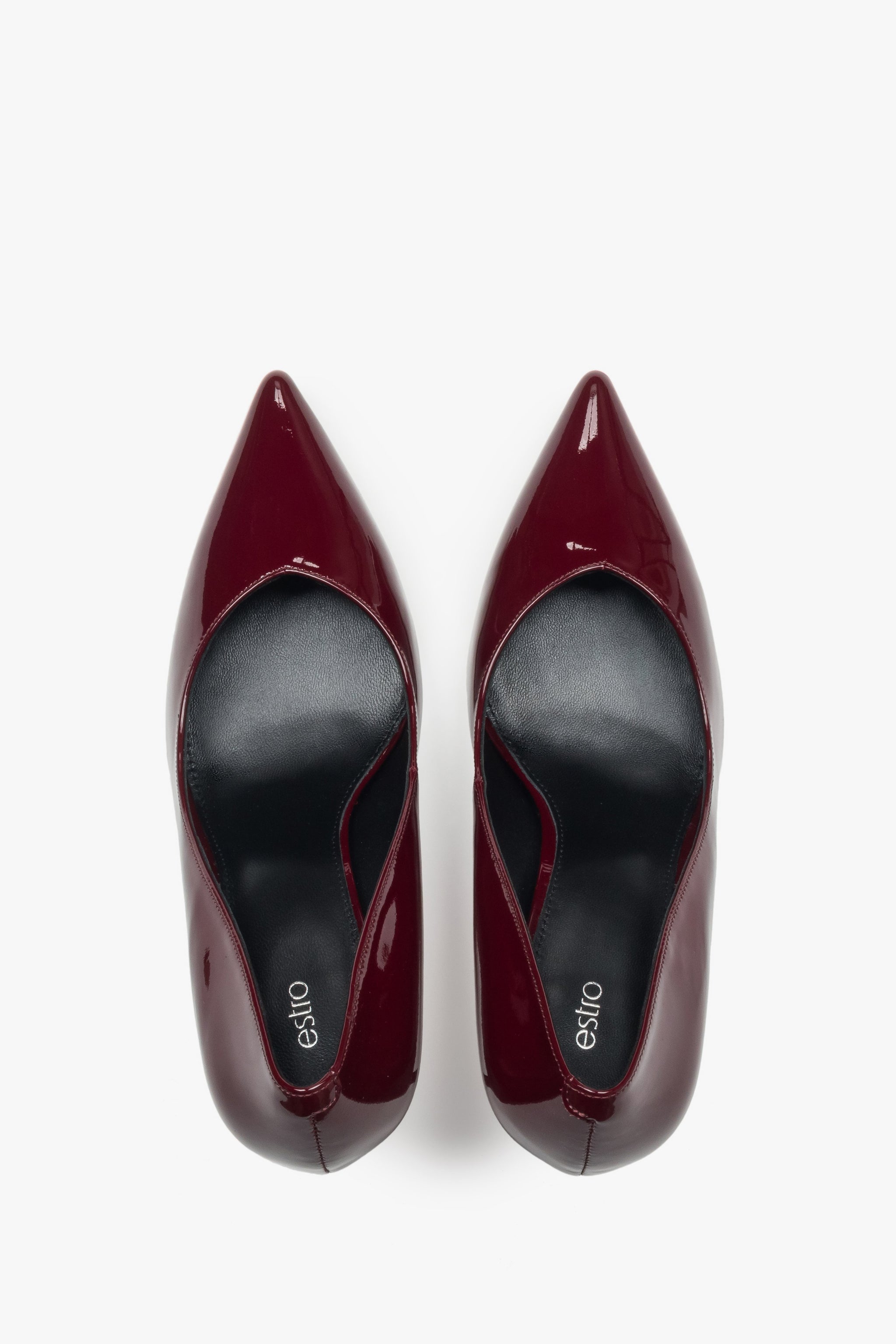 Estro Damen-Schuhe in tiefem Bordeauxrot mit verführerischem Glanz.