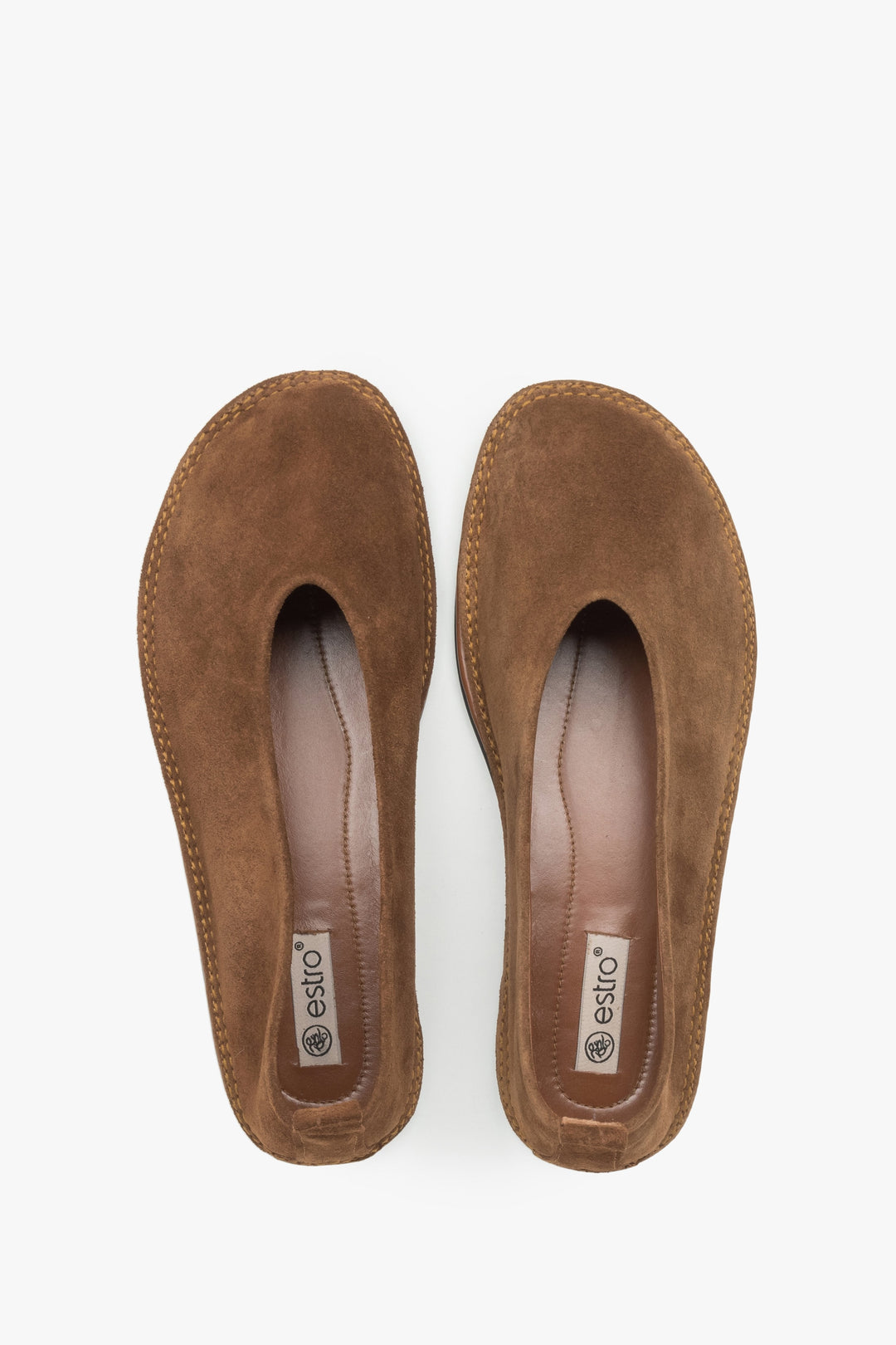 Braune Velours-Ballerinas von Estro – die perfekte Kombination aus Komfort und Stil.