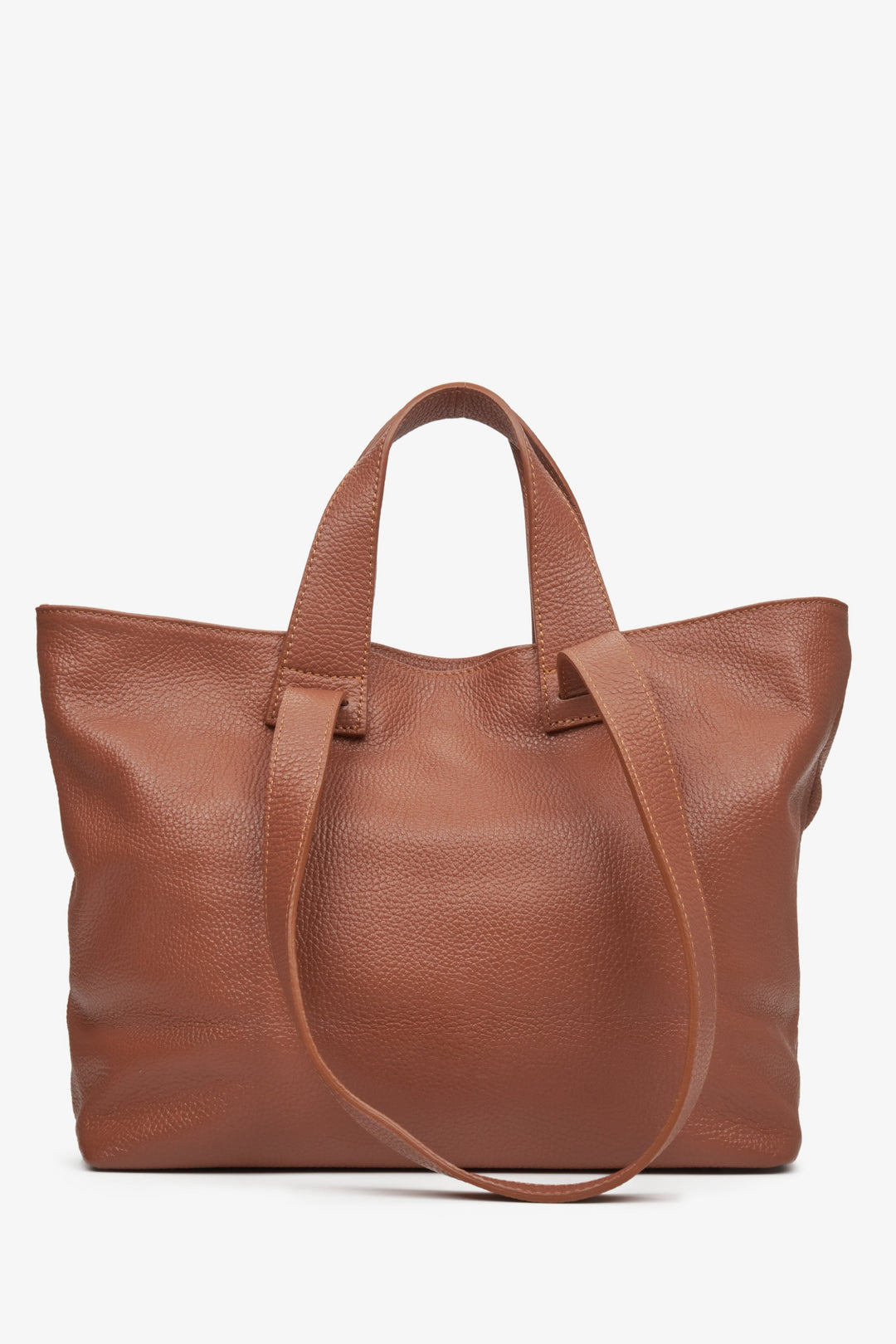Modische braune Damenhandtasche für den Herbst von Estro.