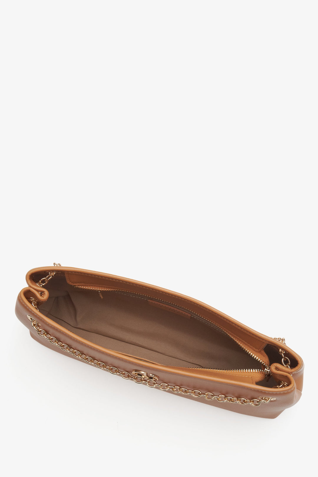Beige Damen-Baguette-Tasche von Estro – Nahaufnahme des Innenraums.