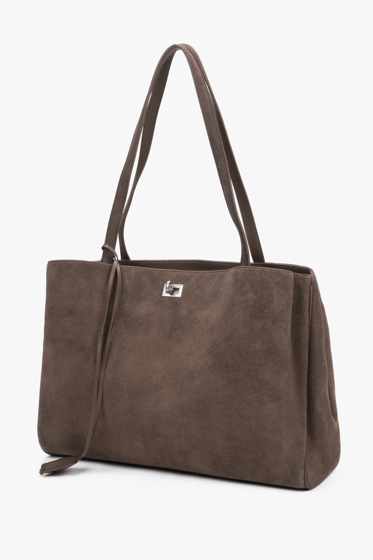 Braune Damen-Shopper-Tasche aus Veloursleder in schräger Vorderansicht