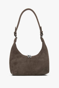 Frontale Ansicht der braunen Damen-Schultertasche aus Velours im angesagten Halbmond-Design
