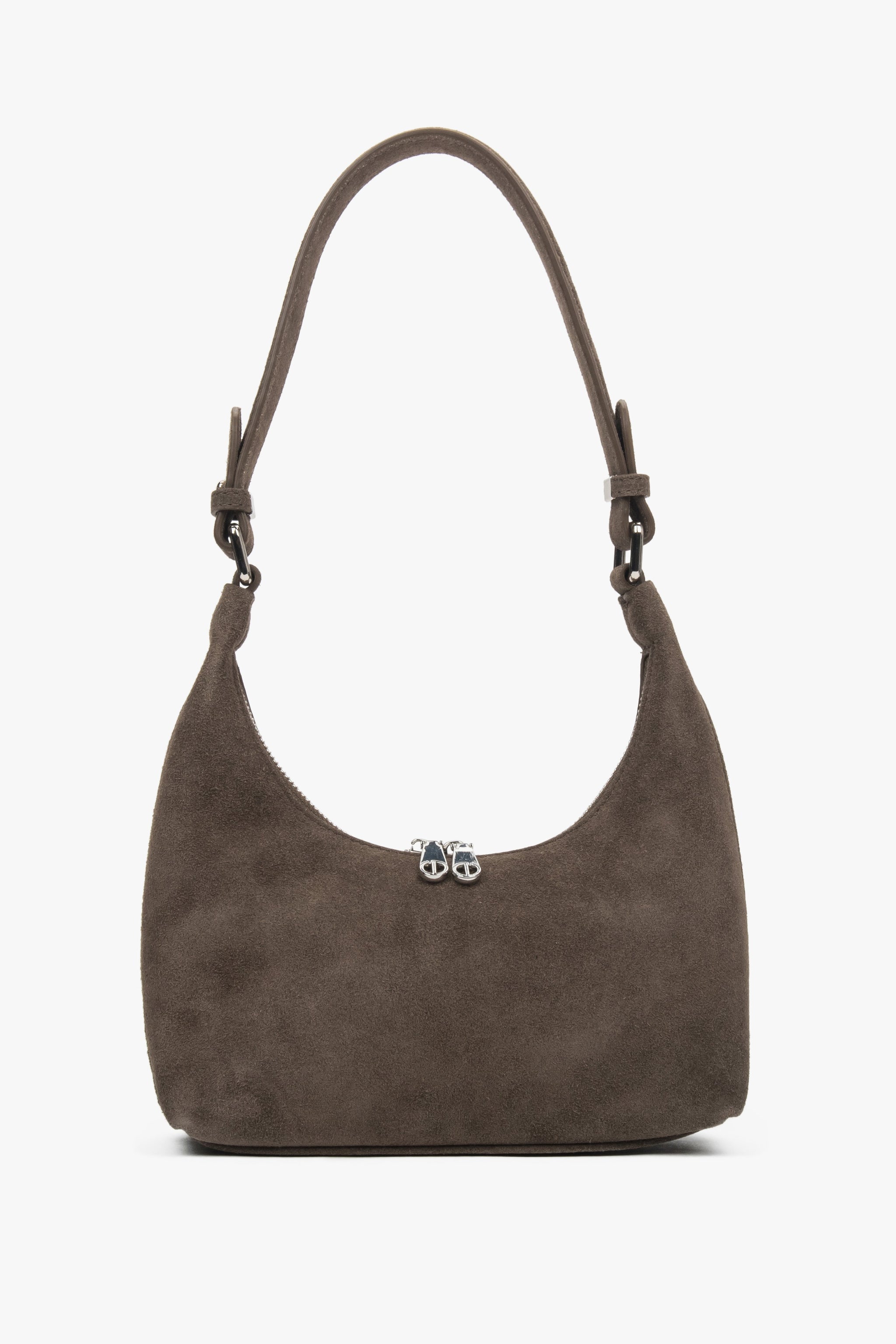 Frontale Ansicht der braunen Damen-Schultertasche aus Velours im angesagten Halbmond-Design