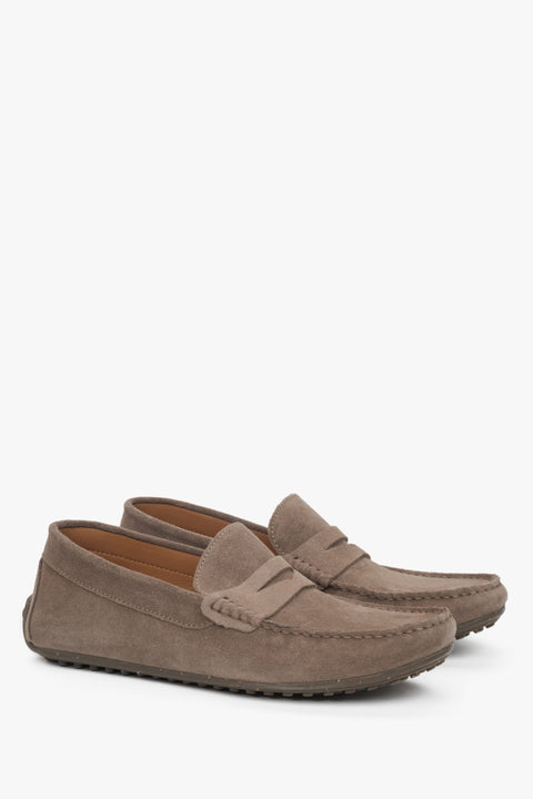 Brauner Herren-Loafer aus Veloursleder von Estro in Seitenansicht – Estro ER00117604