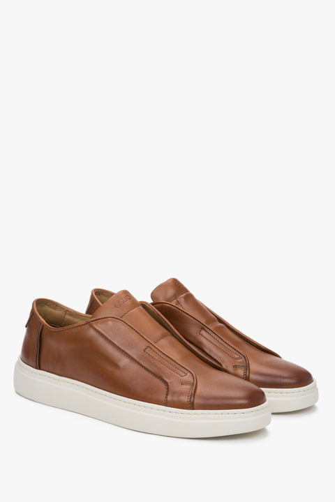 Bequeme braune Herren Sneaker von Estro aus italienischem Echtleder mit flexibler Sohle.