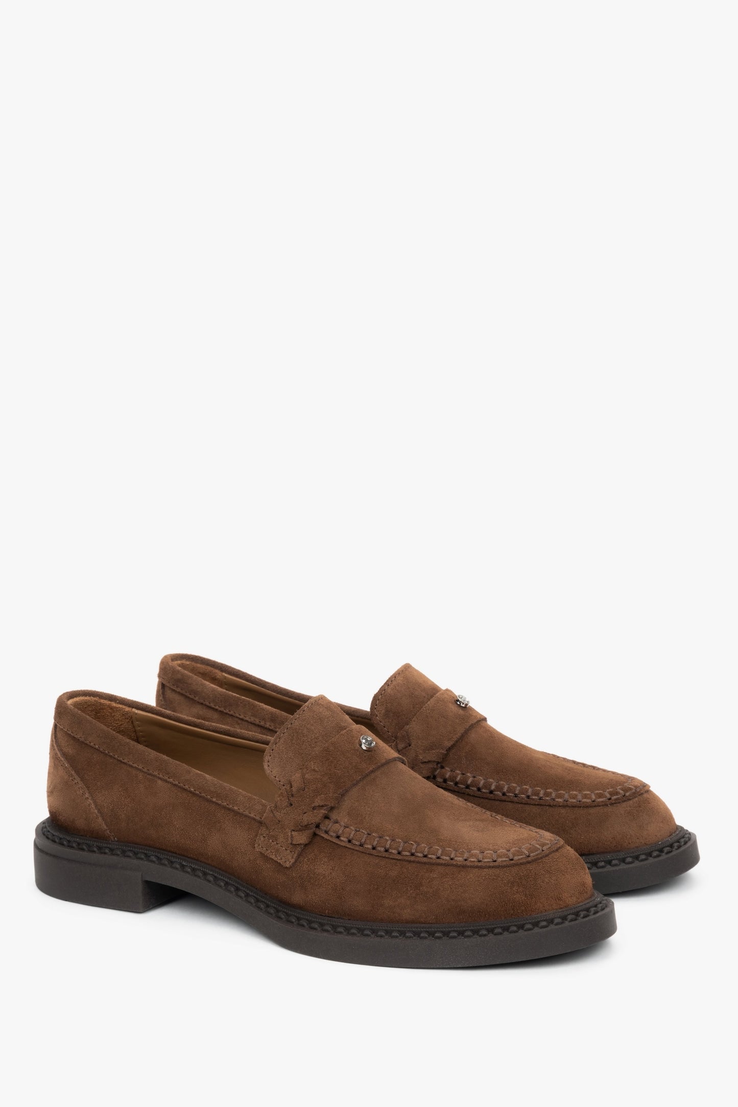 Braune Penny-Loafer für Damen aus echtem italienischem Velours Estro ER00119030.