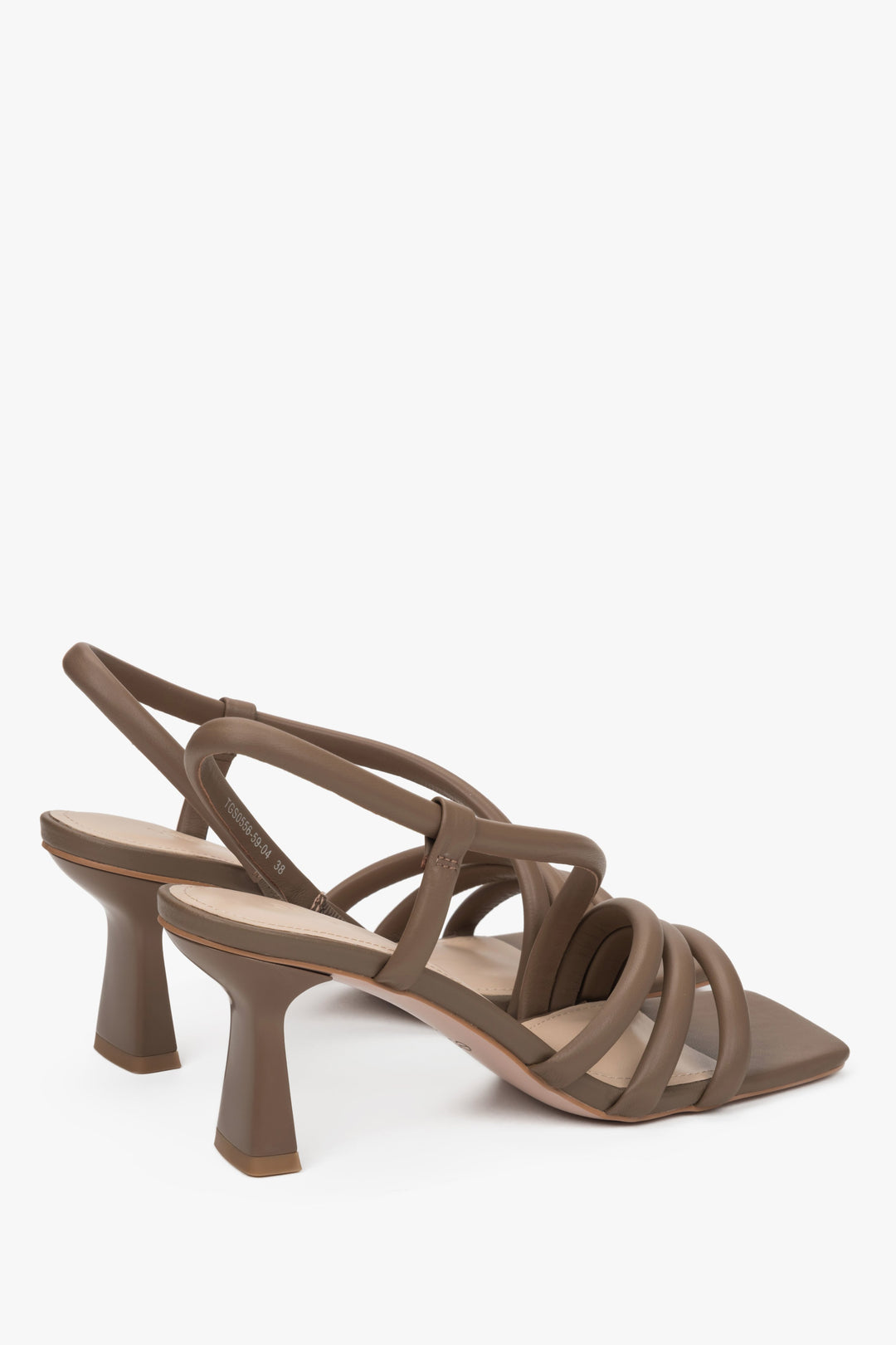 Elegante Damensandalen mit Blockabsatz in Braun Estro ER00117443