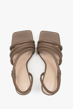 Braune Absatzsandalen mit bequemem Lederfußbett Estro ER00117443