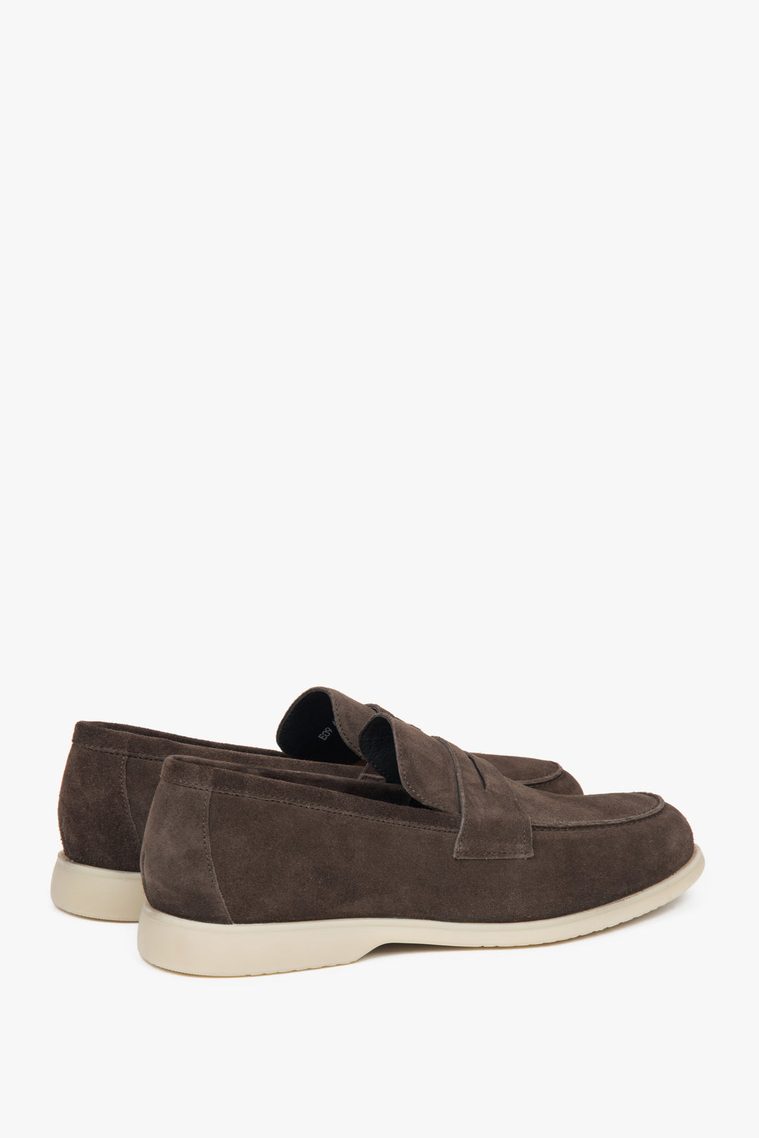 Herren-Loafer von Estro, Braun. Klassisches Modell aus hochwertigem italienischem Velours.