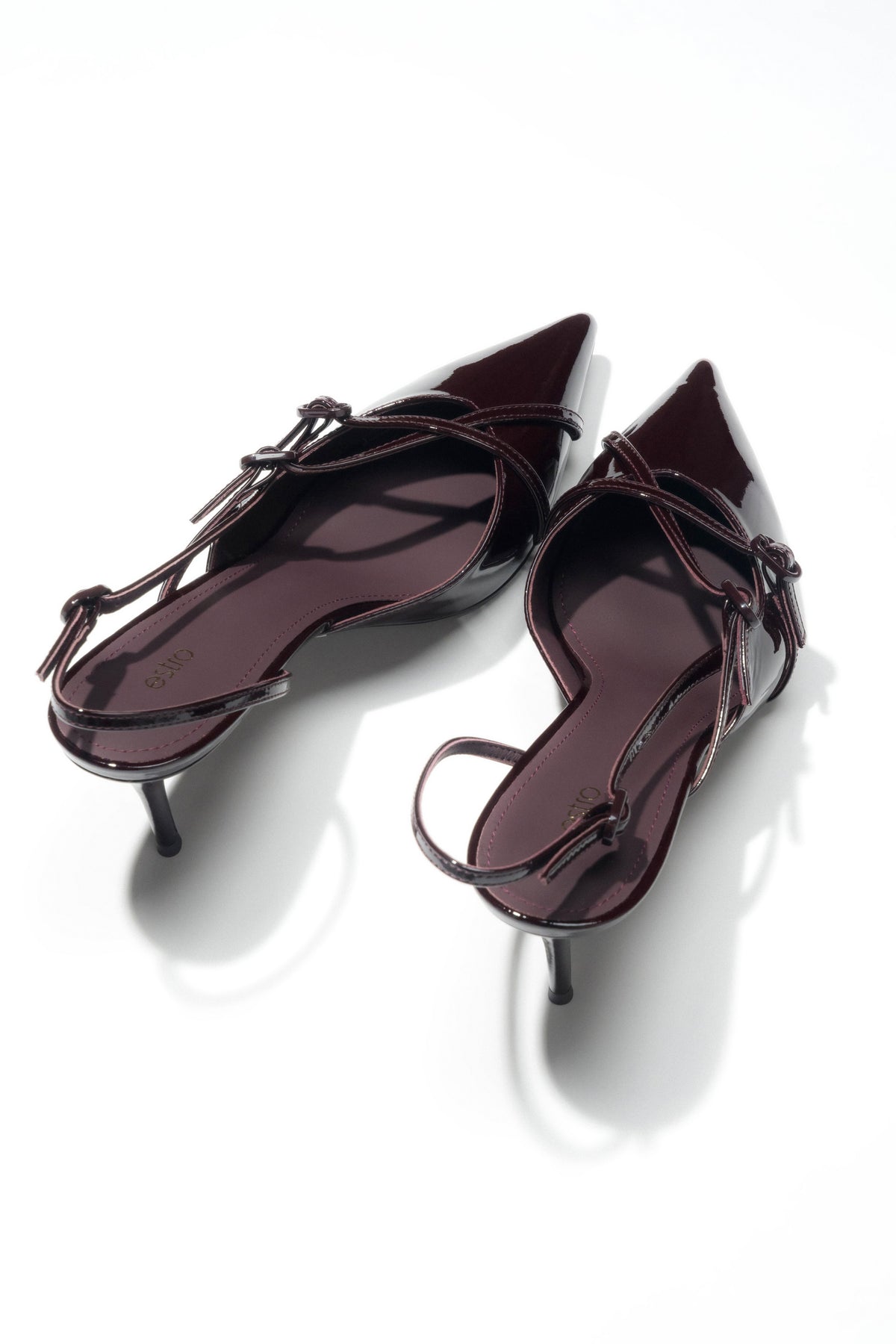 Burgunderrote Damen-Slingpumps als Paar von oben mit Chevreau-Lederdecksohle