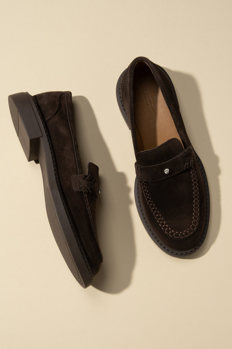 Dunkelbraune Penny-Loafer für Damen aus echtem italienischem Velours Estro ER00116793