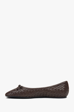 Stilvolle dunkelbraune Estro Damen-Ballerinas, gefertigt aus hochwertigem geflochtenem Echtleder.