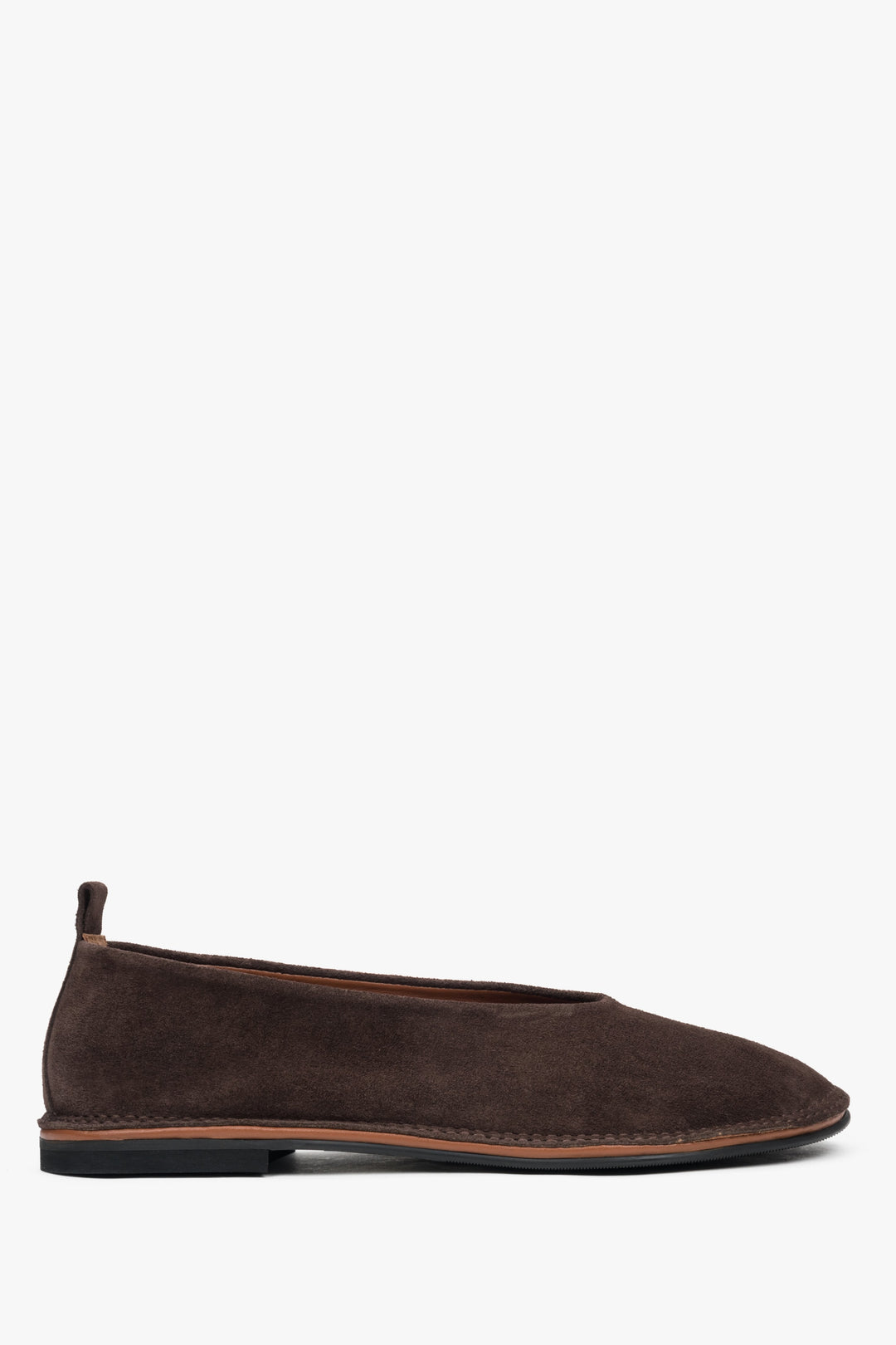 Damen Ballerinas aus Velours in Sattelbraun Estro ER00117363.