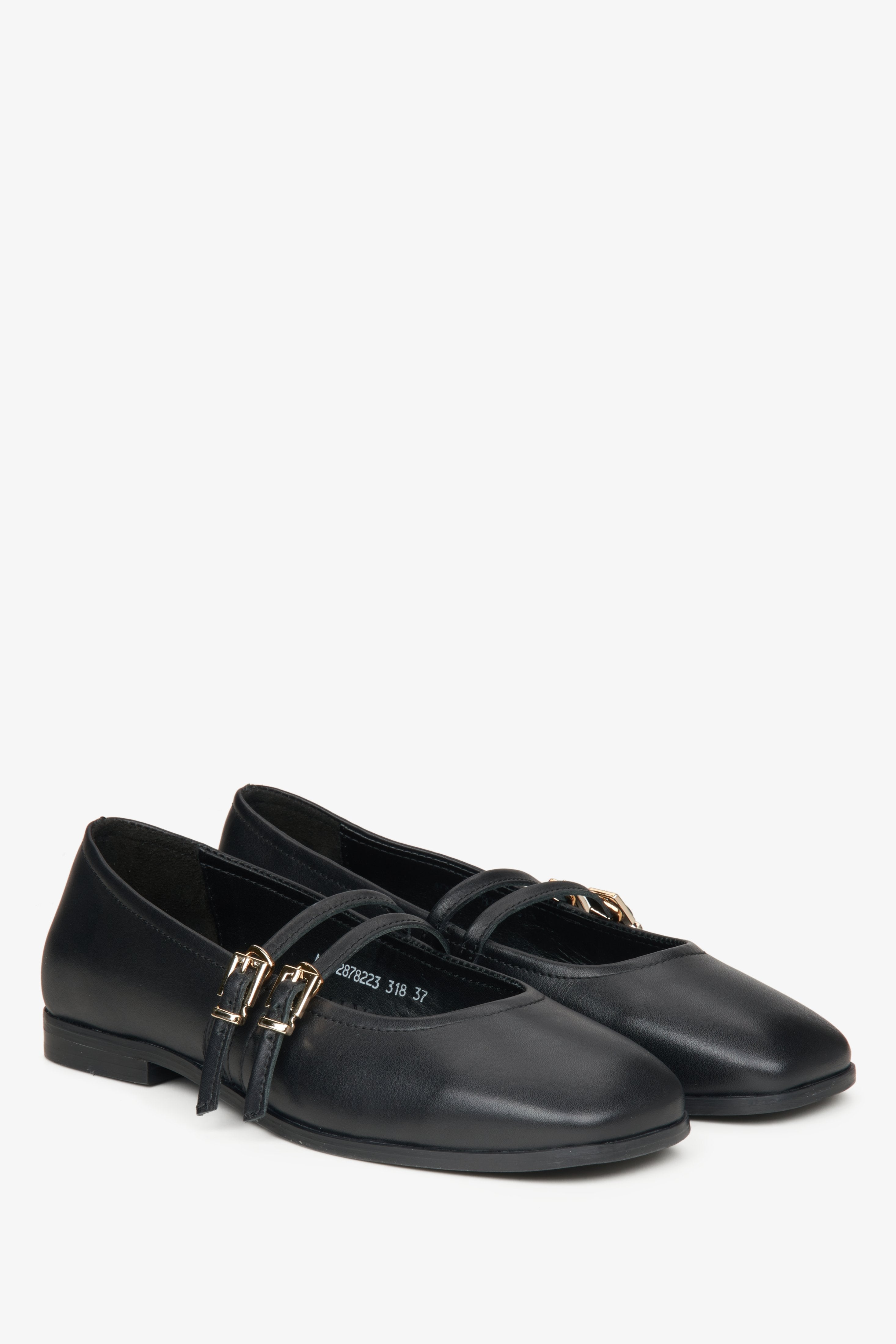 Elegante Ballerinas aus echtem Leder mit dekorativer Schnalle–Estro ER00115555