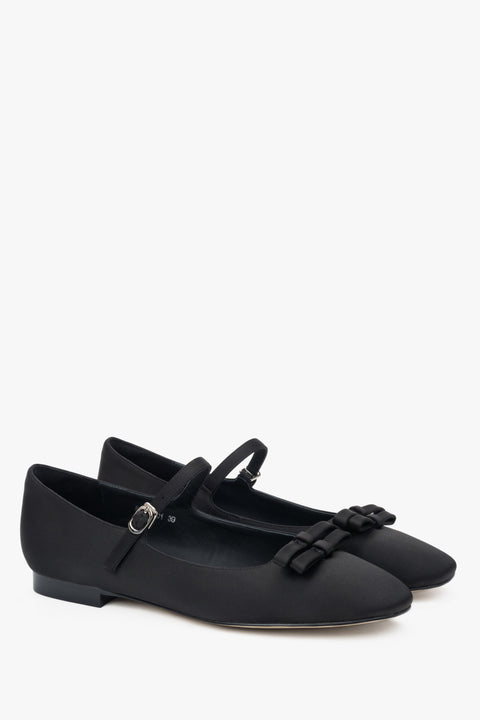 Damen Ballerinas in Schwarz, Textilmaterial mit dekorativer Schleife und Schnalle, Estro ER00116903