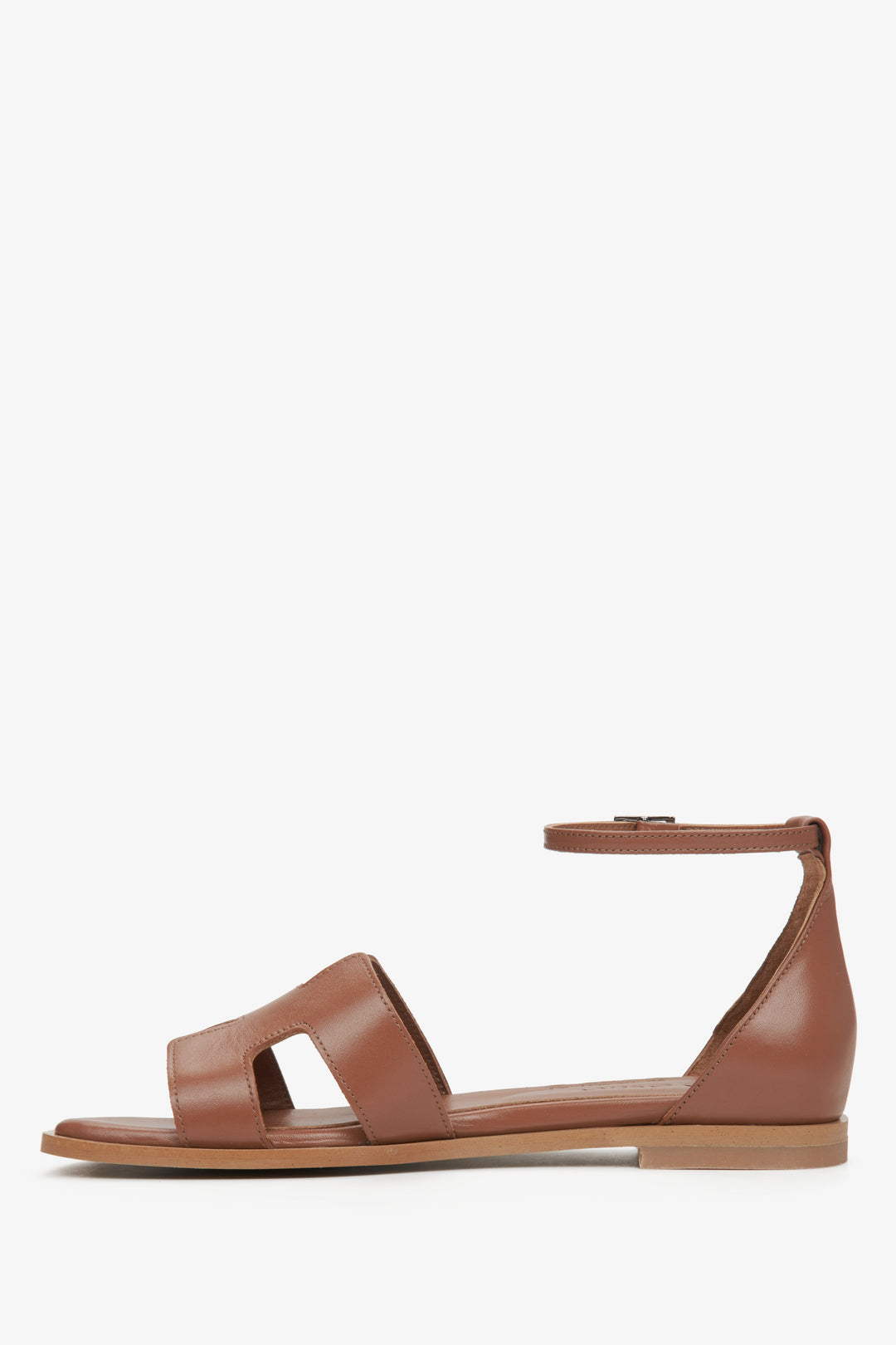 Elegante Sommersandalen aus braunem Leder mit Fersenhalt – Estro ER00115569