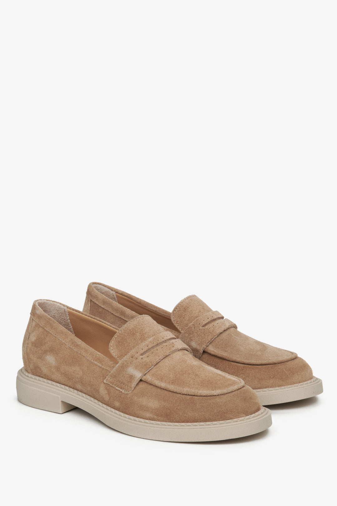 Braune Loafers für Damen aus echtem italienischem Velours – Estro ER00114533