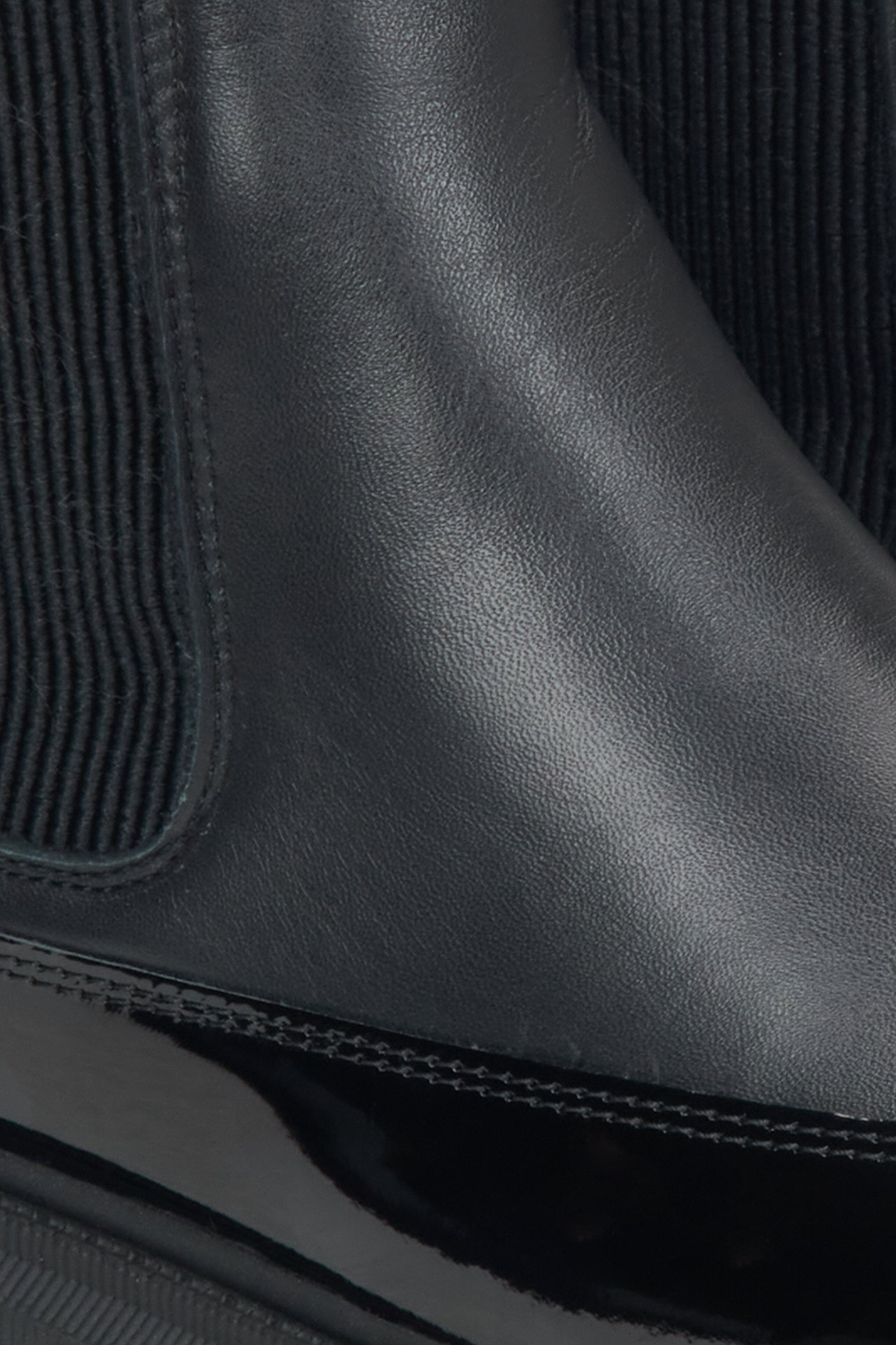 Elegante schwarze Chelsea Boots  Estro ER00116054