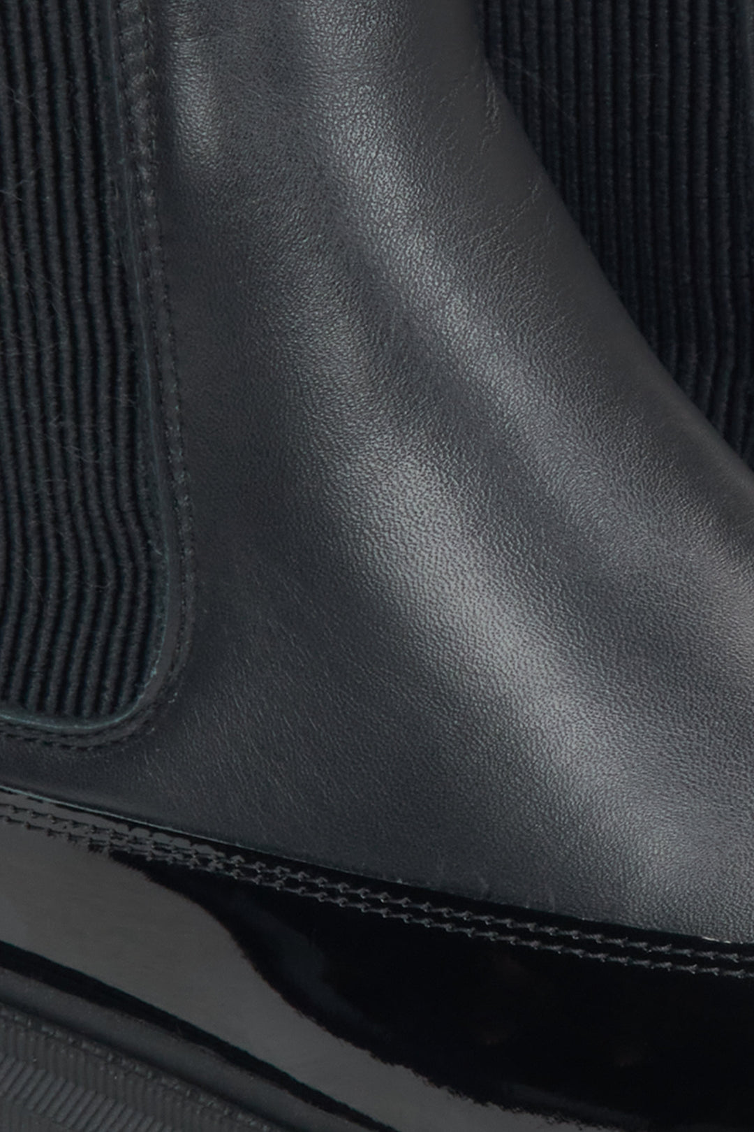 Elegante schwarze Chelsea Boots  Estro ER00116054